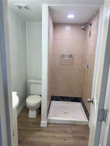 13224 Cliff Drive, Crosby, TX 77532