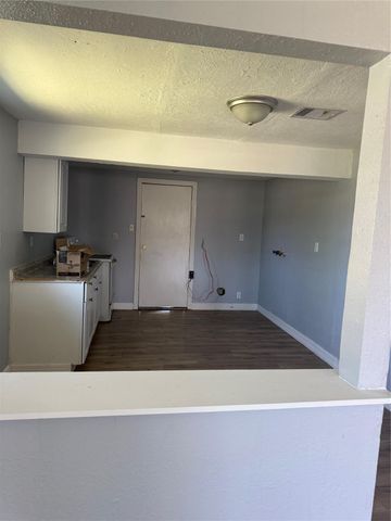 13224 Cliff Drive, Crosby, TX 77532