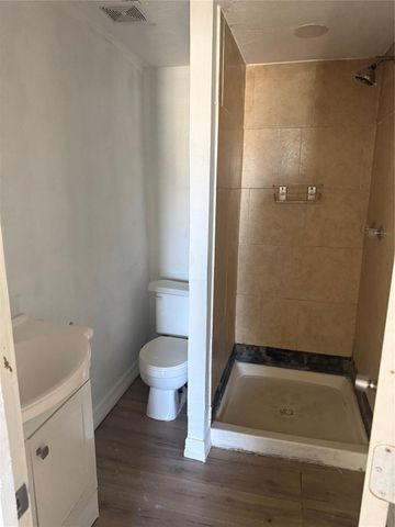 13224 Cliff Drive, Crosby, TX 77532