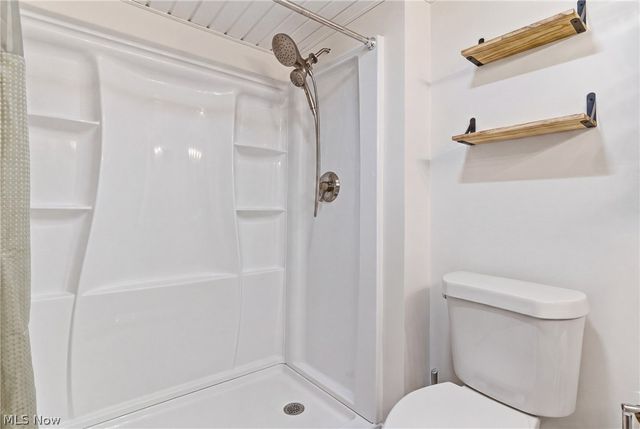 14580 Whitney Road, Strongsville, OH 44136