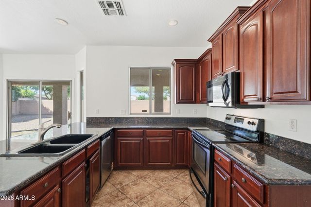 1727 W SAN TAN HILLS Drive, San Tan Valley, AZ 85144