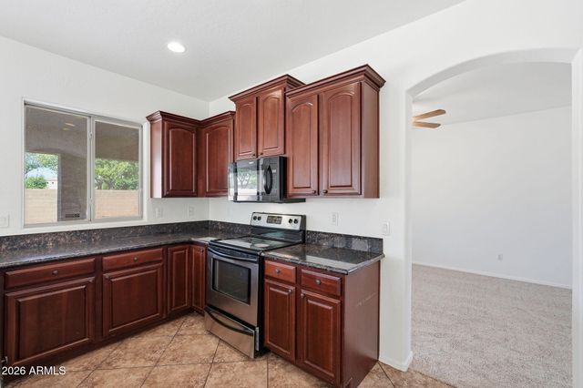 1727 W SAN TAN HILLS Drive, San Tan Valley, AZ 85144