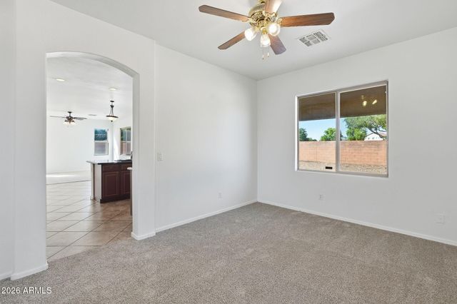 1727 W SAN TAN HILLS Drive, San Tan Valley, AZ 85144