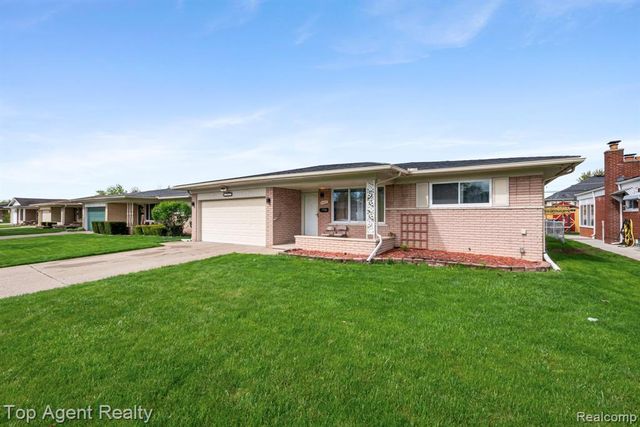 33437 Somerset Drive, Sterling Heights, MI 48312