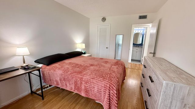 114 OAKRIDGE I 114, Deerfield Beach, FL 33442