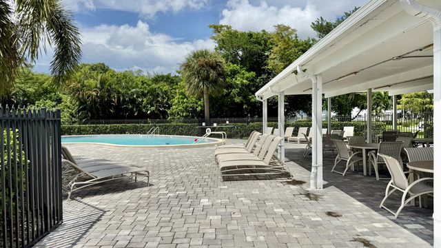 114 OAKRIDGE I 114, Deerfield Beach, FL 33442