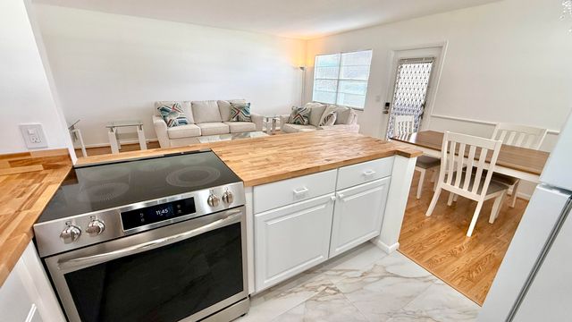 114 OAKRIDGE I 114, Deerfield Beach, FL 33442
