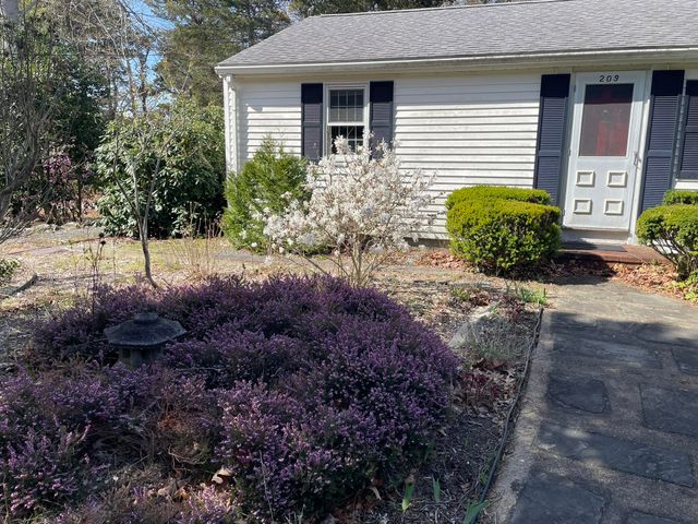 209 Union Street, Yarmouth Port, MA 02675