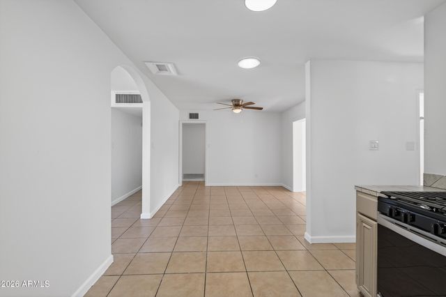 2217 W RANCHO Drive, Phoenix, AZ 85015