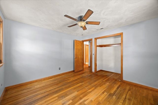 58 Briarwood Dr, Taunton, MA 02780