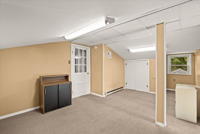 58 Briarwood Dr, Taunton, MA 02780