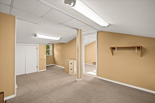 58 Briarwood Dr, Taunton, MA 02780