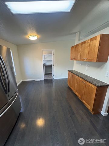 2168 Norman Drive, Oak Harbor, WA 98277