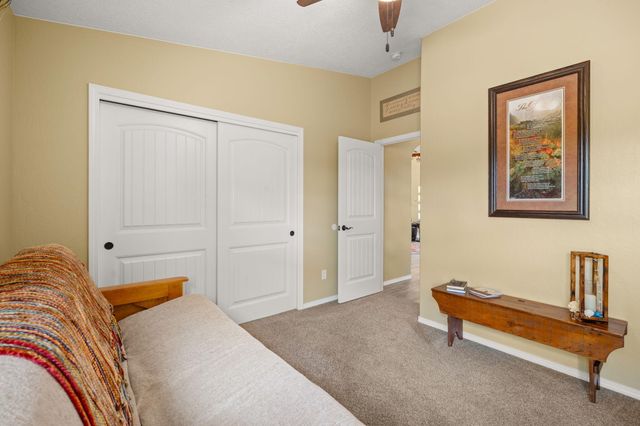 75 Evening Star Loop, Edgewood, NM 87015