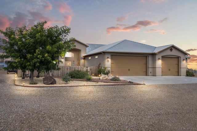 75 Evening Star Loop, Edgewood, NM 87015
