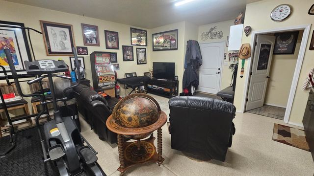 75 Evening Star Loop, Edgewood, NM 87015