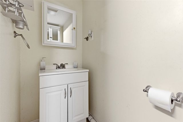 214 Barr St, Canonsburg, PA 15317