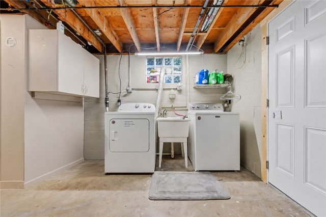 214 Barr St, Canonsburg, PA 15317