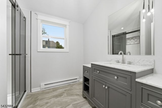 1049 Broad St, Harmony Twp., NJ 08865