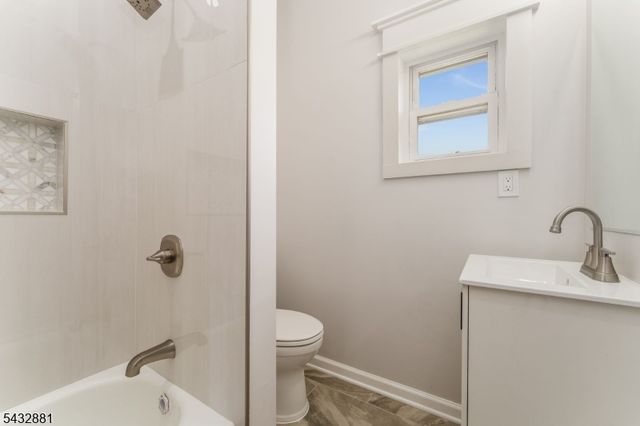 1049 Broad St, Harmony Twp., NJ 08865