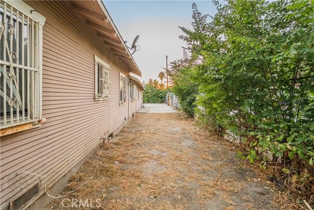 1330 Acacia Avenue, San Bernardino, CA 92405