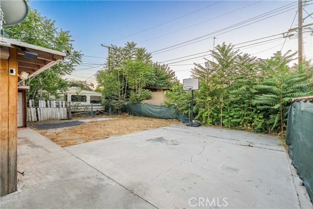 1330 Acacia Avenue, San Bernardino, CA 92405