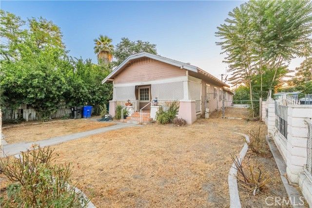 1330 Acacia Avenue, San Bernardino, CA 92405