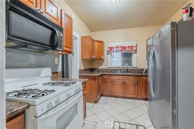 1330 Acacia Avenue, San Bernardino, CA 92405