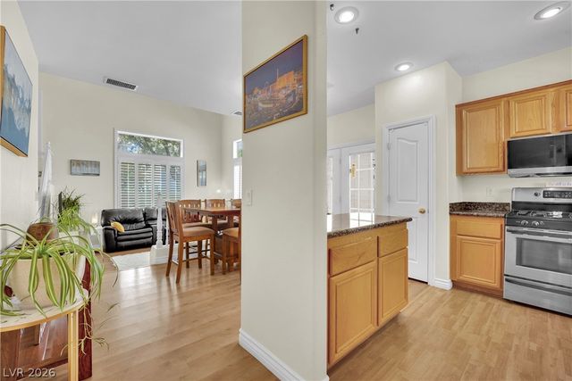 1532 Stone Valley Avenue, Las Vegas, NV 89183