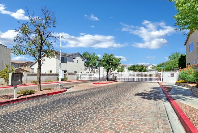 1532 Stone Valley Avenue, Las Vegas, NV 89183