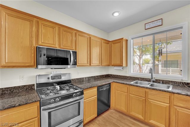 1532 Stone Valley Avenue, Las Vegas, NV 89183