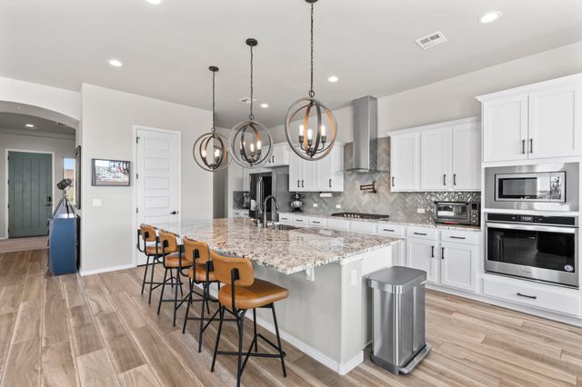 5611 Desert Sky, Rio Rancho, NM 87144