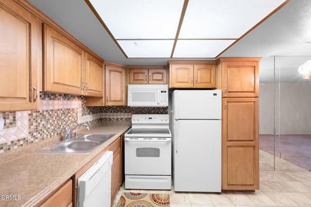 9645 Spyglass Avenue 76, Desert Hot Springs, CA 92240