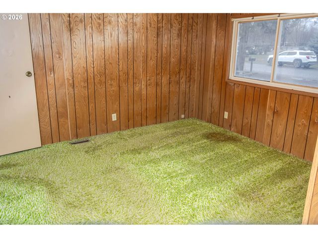843 Nw BRIDGE St, John Day, OR 97845