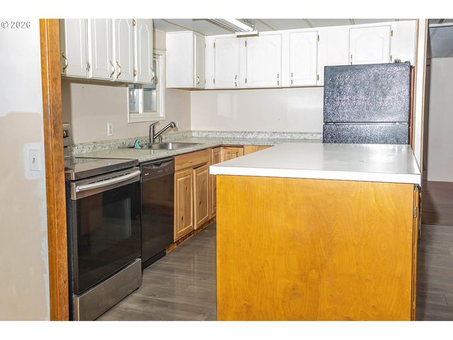 843 Nw BRIDGE St, John Day, OR 97845