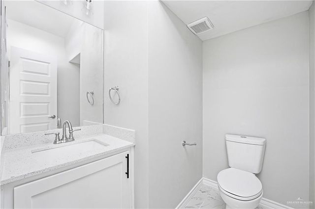 2408 E San Andrea Street 4, Edinburg, TX 78504