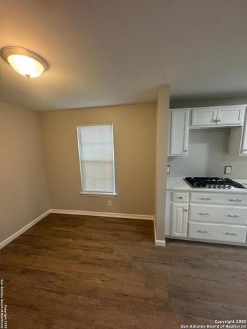 531 Cottonwood, San Antonio, TX 78225