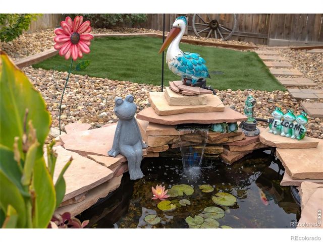 302 Horizon Avenue, Lochbuie, CO 80603