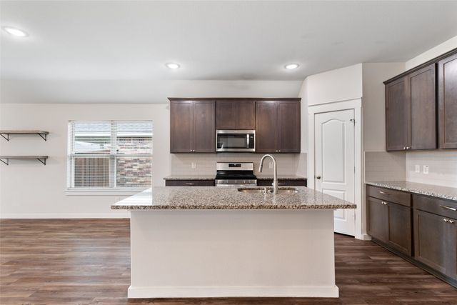 5817 Melville Lane, Forney, TX 75126