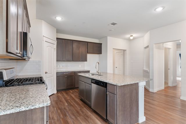 5817 Melville Lane, Forney, TX 75126