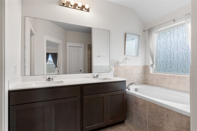 5817 Melville Lane, Forney, TX 75126