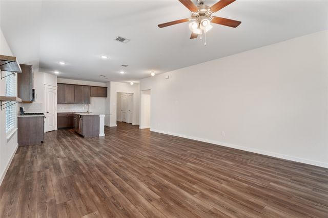5817 Melville Lane, Forney, TX 75126