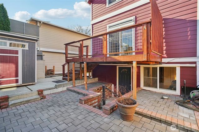 534 25th Avenue S, Seattle, WA 98144