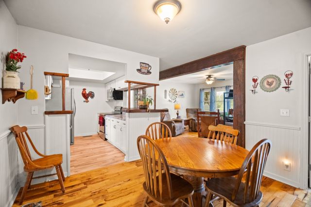 167 Denning Ln, Cottontown, TN 37048