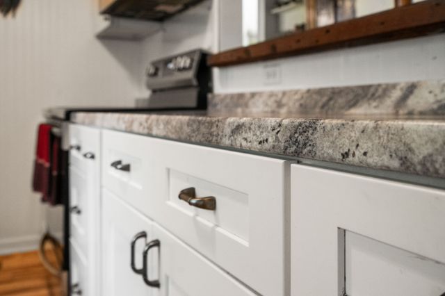 167 Denning Ln, Cottontown, TN 37048