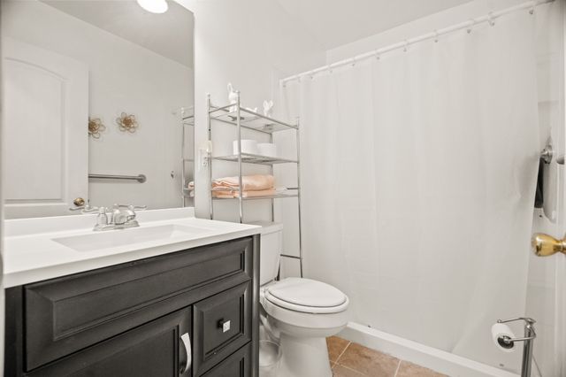 167 Denning Ln, Cottontown, TN 37048