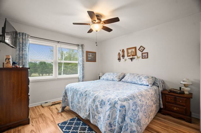 167 Denning Ln, Cottontown, TN 37048