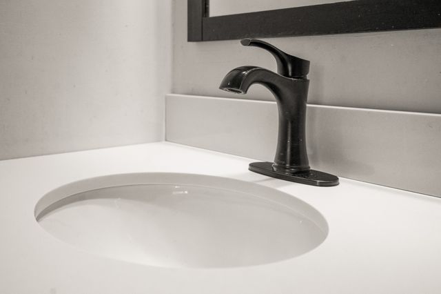 167 Denning Ln, Cottontown, TN 37048