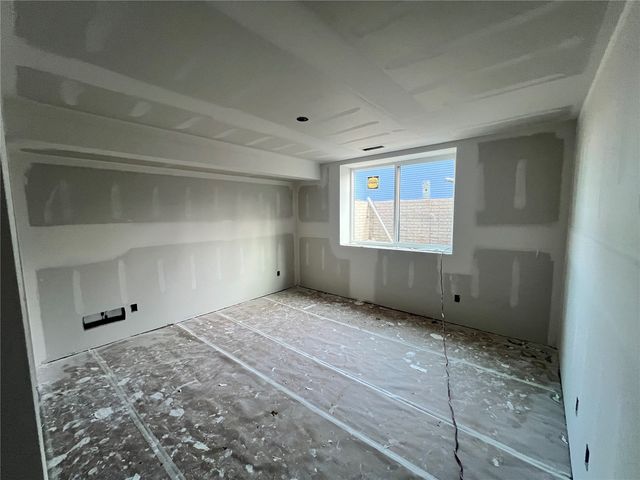 5422 Seminole Valley Trail NE, Cedar Rapids, IA 52411