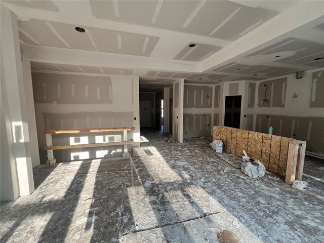 5422 Seminole Valley Trail NE, Cedar Rapids, IA 52411